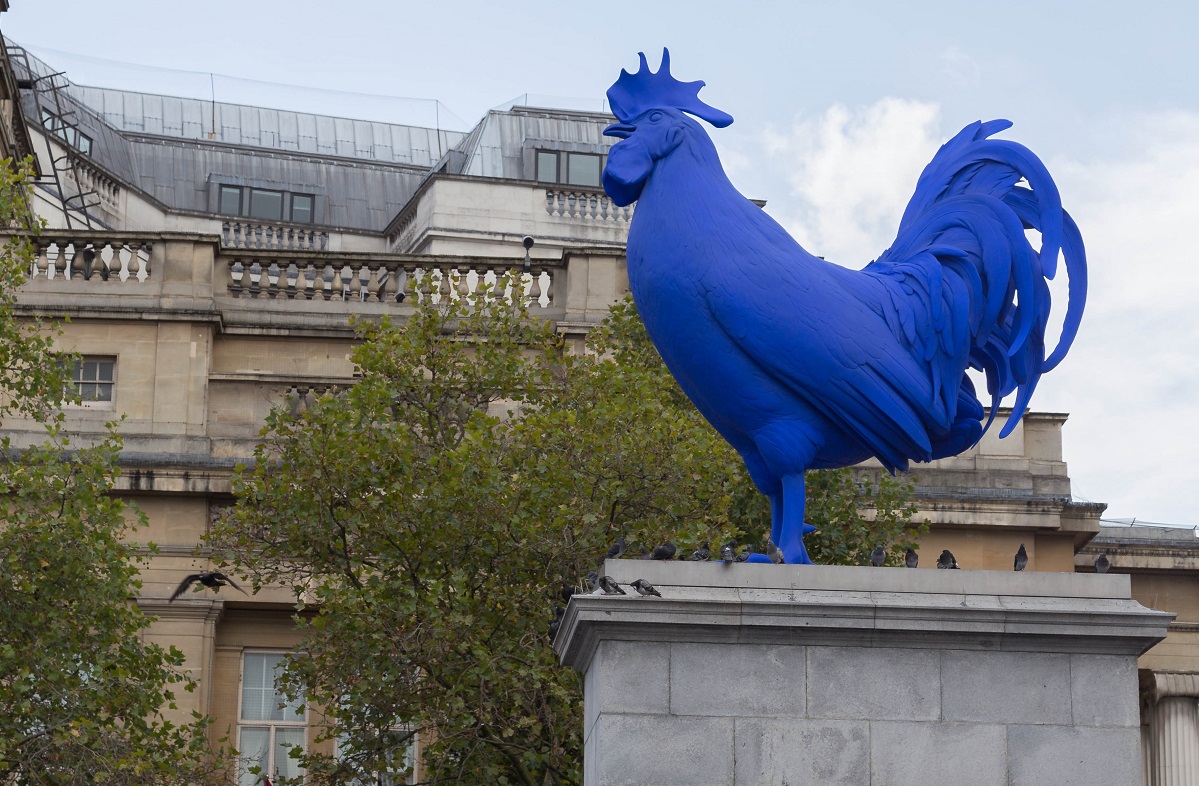 Bajka o žlutém psu a modrém kohoutovi 1 Bajka o žlutém psu a modrém kohoutovi - 24 32 5417f75bb939f katharina fritsch hahn cock on fourth plinth in trafalgar square london