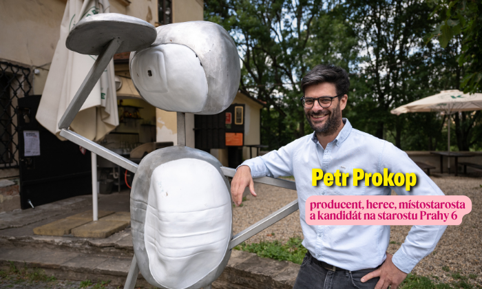 Seznamte se: Petr Prokop | kandidát na starostu Prahy 6 1 Petr Prokop, kandidát na starostu Prahy 6 za STAN před kulturním centrem Kaštan v Břevnově.